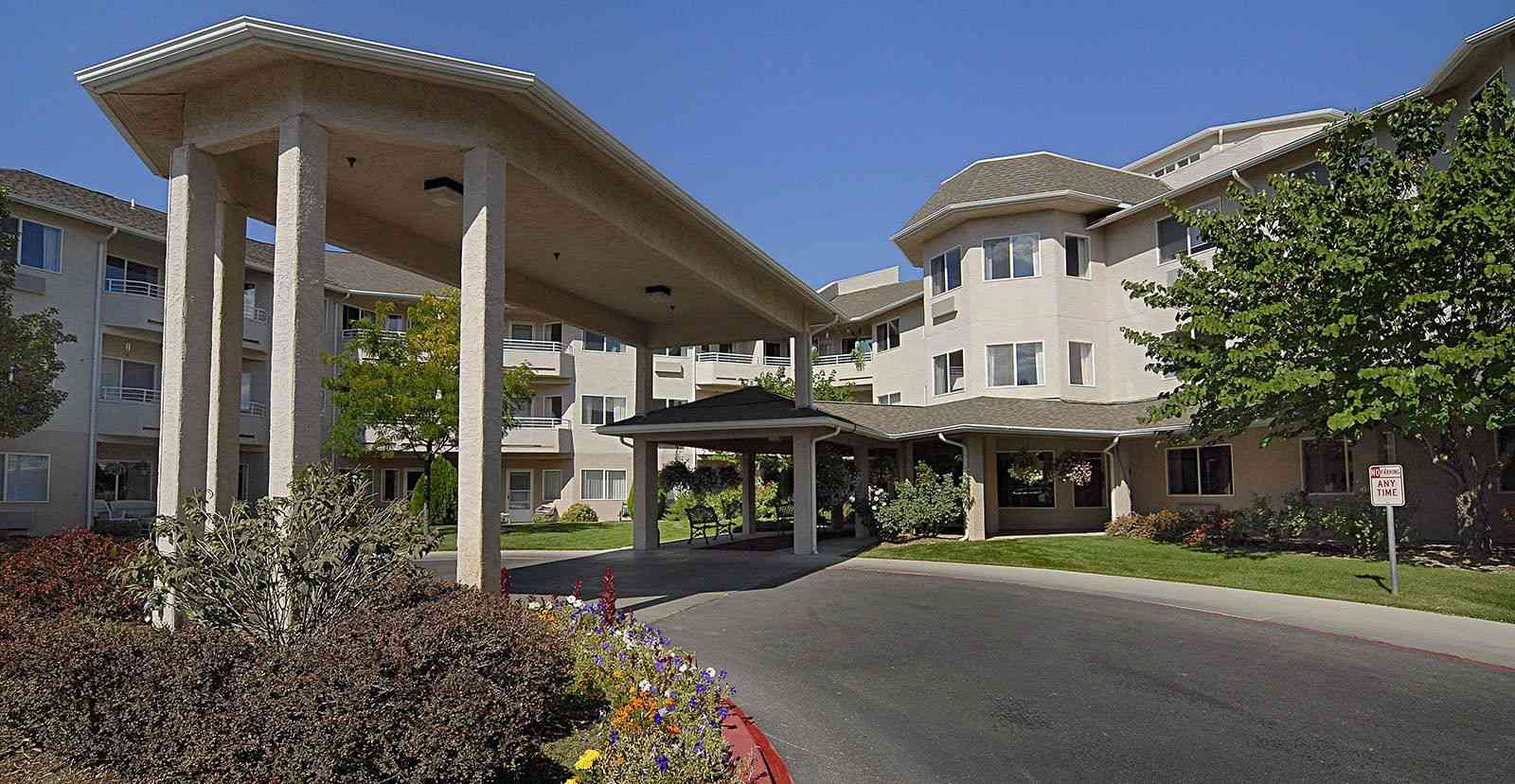 Solstice at Bakersfield – California independent senior living ...
