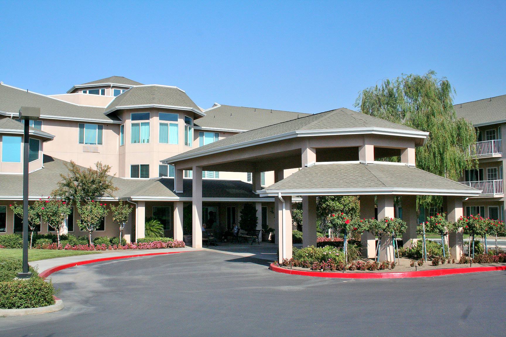 Solstice at Bakersfield – California independent senior living community